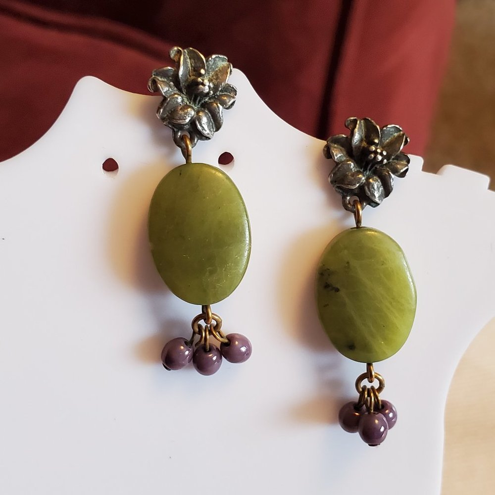 Silver Tone Flower Dangle Stud Earrings Jade Oval